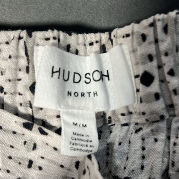 Hudson North Linen/cotton shorts. Size M - Picture 4 of 6